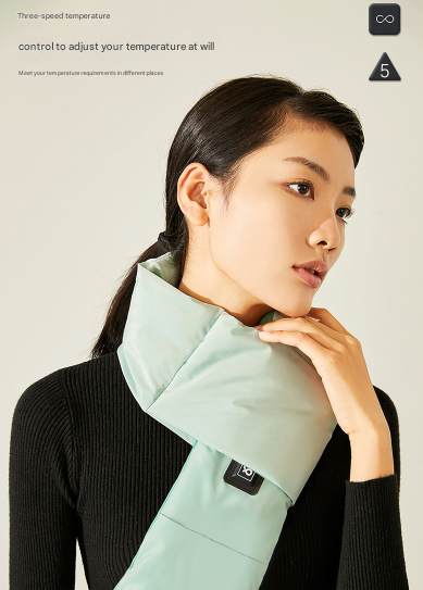 Woman wearing a light blue neck wrap with text about temperature control on a beige background
